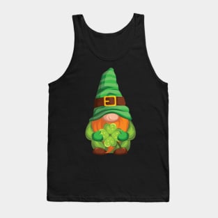 Cute Irish Gnome holding a shamrock for St. Patrick's Day. Tank Top